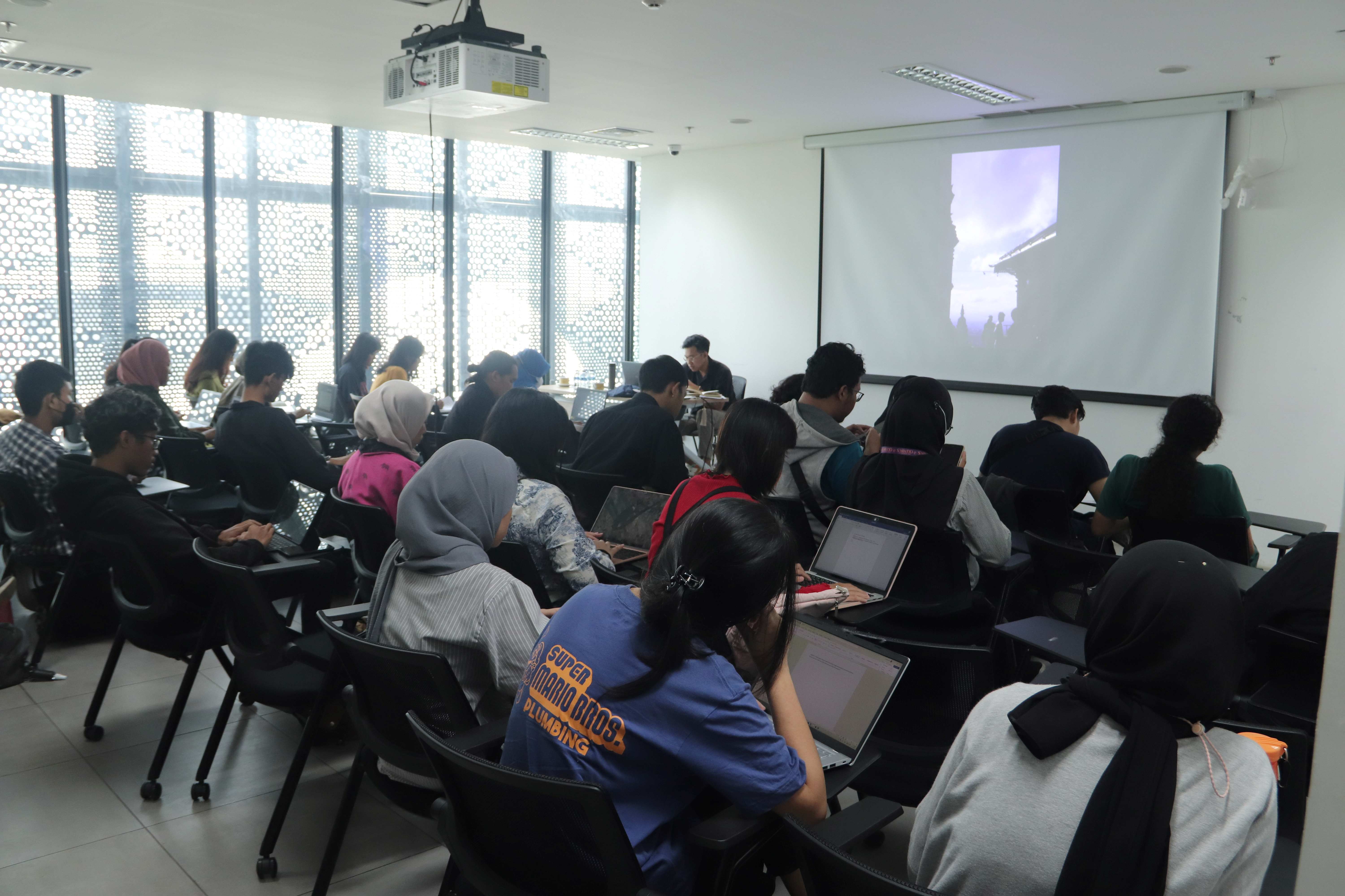 Kelas Menulis Bersama Seno Gumira Ajidarma