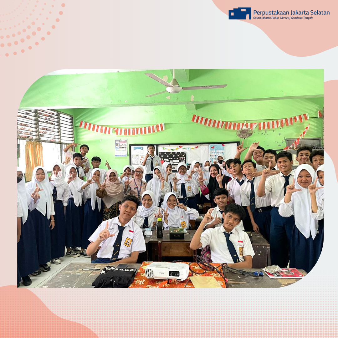 Roadshow Literasi "GEMAS" Generasi Muda Aktif Menulis Di SMPN 153 Jakarta