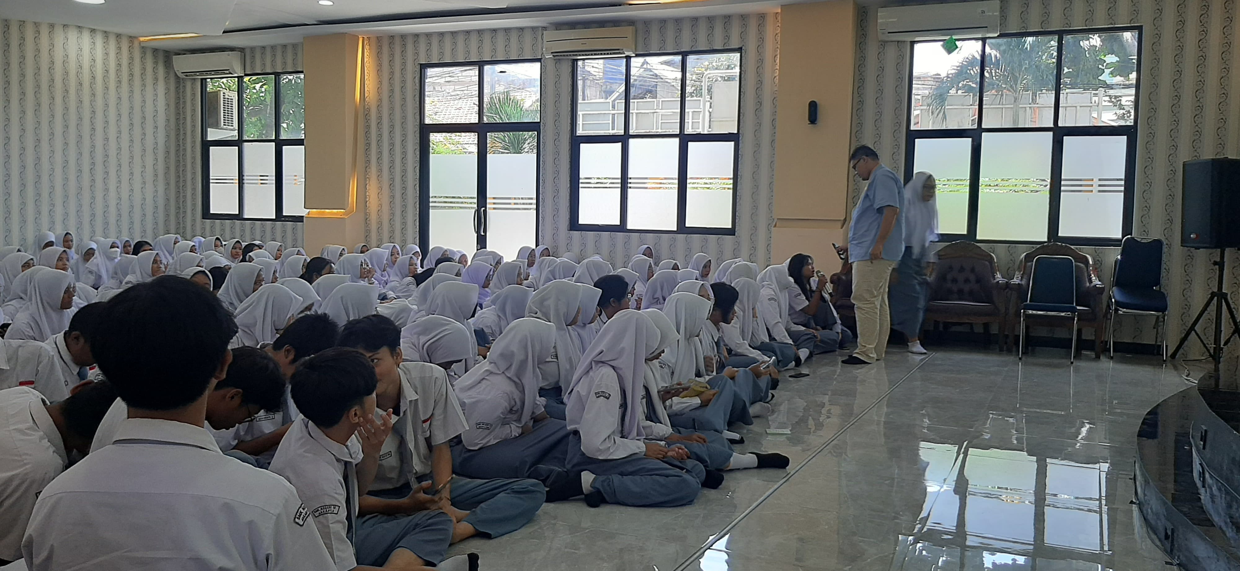 Jelajah Duta Baca Ke SMK Negeri 10 Jakarta