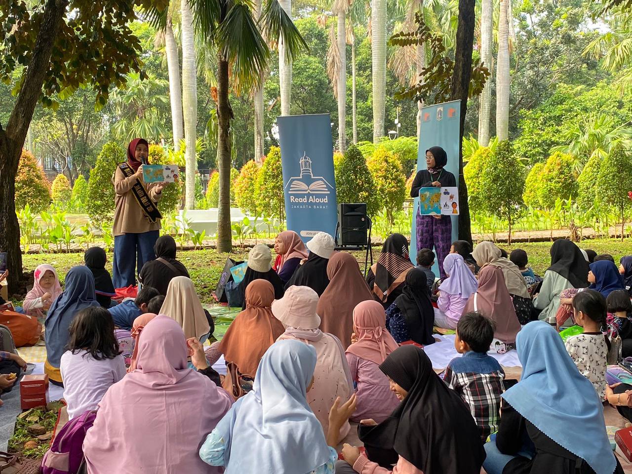 KICAU DI TAMAN (Kita Baca Buku Di Taman)