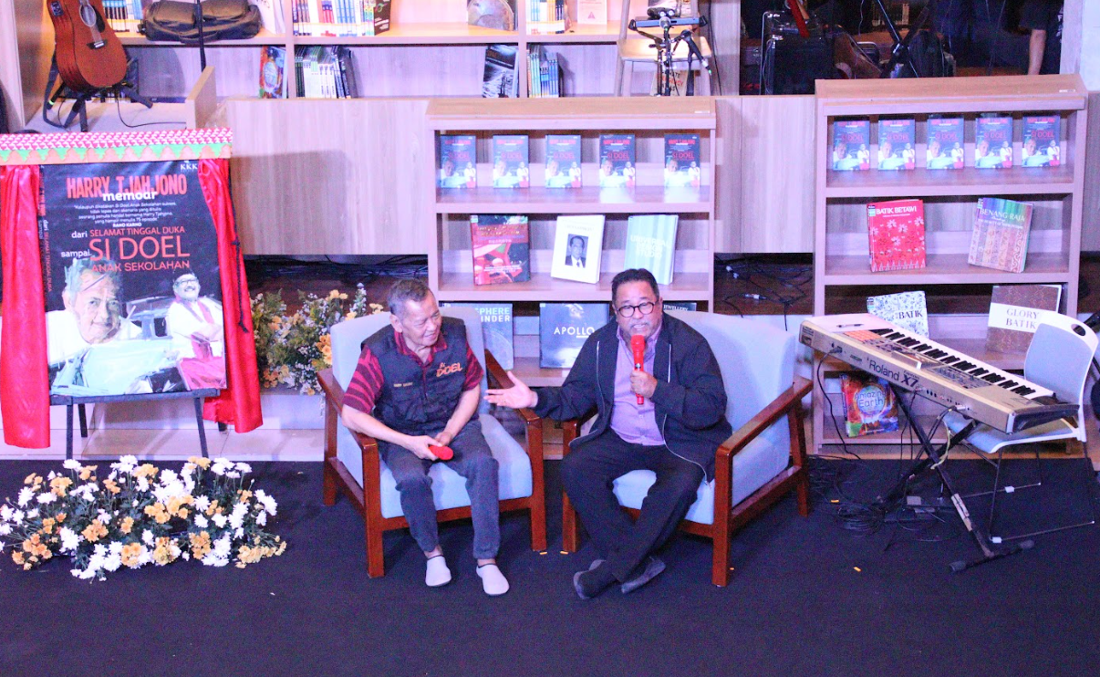 Peluncuran Dan Diskusi Buku Dari Selamat Tinggal Duka Sampai Si Doel Anak Sekolahan Karya Harry Tjahjono