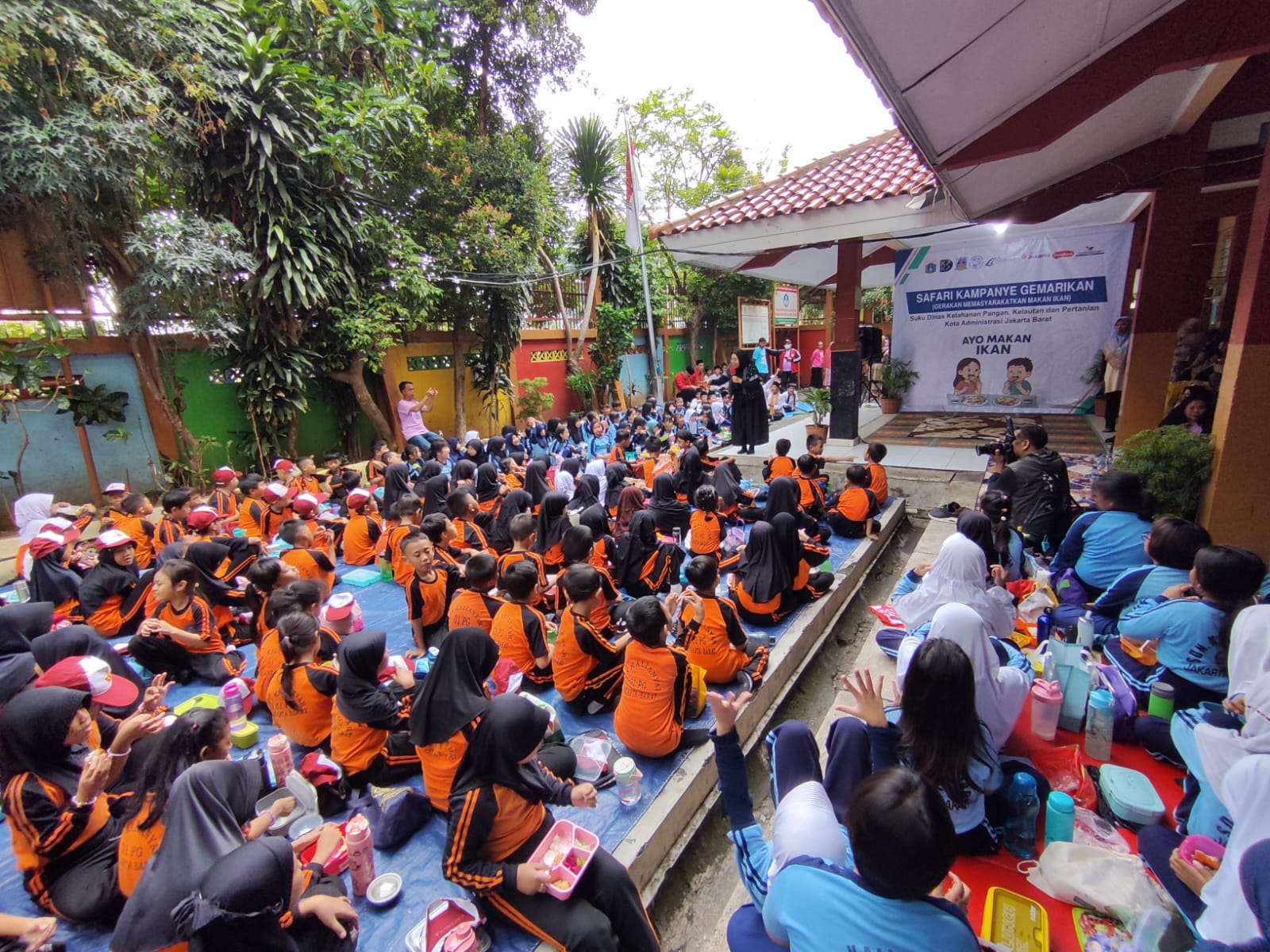 Literasi Inklusi - Program JALI - Jelajah Literasi Gemar Ikan : Makan Ikan Sehat, Cerdas Dan Kuat